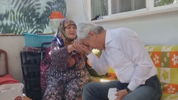 SUSURLUK BELEDİYESİ YAŞLILARI YALNIZ BIRAKMIYOR