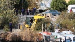 KAÇAK YAPILARIN YIKIMI GERÇEKLEŞTİ