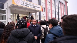 Vali Şıldak’tan 2023’ün İlk Okul Ziyareti