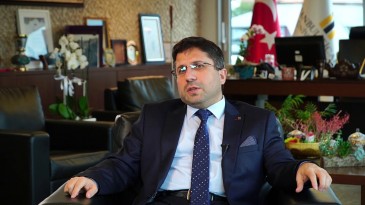 BAÜN REKTÖRÜ YÜCEL OĞURLU OLDU