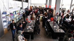 BAŞIMIZIN ÜSTÜNDE YERİNİZ VAR