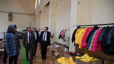 YARDIMLAR SÜRÜYOR
