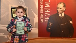 KARESİ ATATÜRK EVİ İLGİ GÖRÜYOR