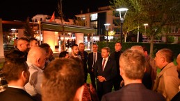 Vali Şıldak Roman Vatandaşlarla İftarda Buluştu