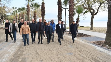 Başkan Yılmaz, Erdek Çuğra Sahili’ni inceledi 