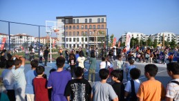 ALTIEYLÜL’DEN GENÇLİK ŞÖLENİ