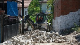 ALTIEYLÜL BELEDİYESİ HİZMET İÇİN SAHADA