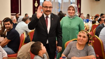 GAZİLER ONURUNA YEMEK DÜZENLENDİ