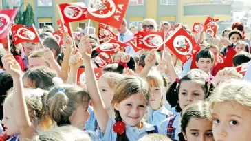 20 MİLYON ÖĞRENCİYE DERSBAŞI