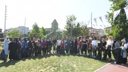 ‘KOMŞUN YANINDA’ EKİBİNDEN FARKINDALIK ETKİNLİĞİ