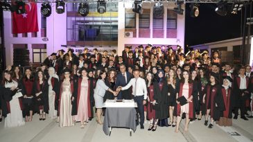 SYAL 34. DÖNEM MEZUNLARINI UĞURLADI