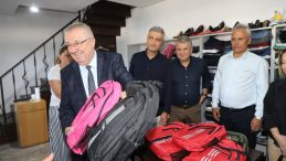 Edremit Belediyesi’nden 400 öğrenciye yeni eğitim yılı desteği