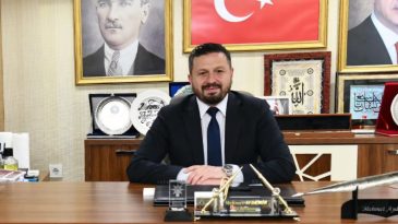 AK PARTİ İL BAŞKANI MEHMET AYDEMİR’DEN ZAĞNOS PAŞA MEYDANI TARTIŞMASINA SERT TEPKİ
