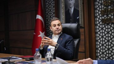 Ahmet Akın, son noktayı koydu
