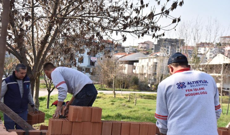 KIRSALDAN MERKEZE ALTIEYLÜL’DE YOĞUN ÇALIŞMA
