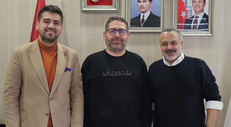 BALIKESİR TİYATROYA DOYACAK!