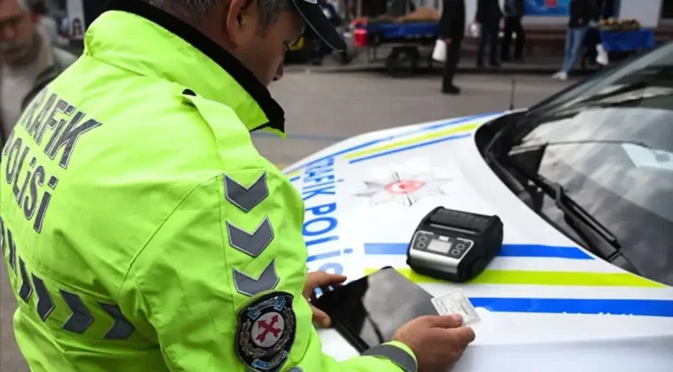 Yeni trafik cezaları yürürlüğe girdi