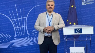 Milletvekili Dr. Mustafa Canbey, AKPM Yaz Genel Kurulu İçin Strazburg’da