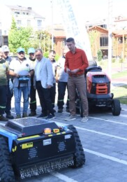 ALTIEYLÜL BELEDİYESİ ARAÇ VE EKİPMAN PARKINI GÜÇLENDİRDİ